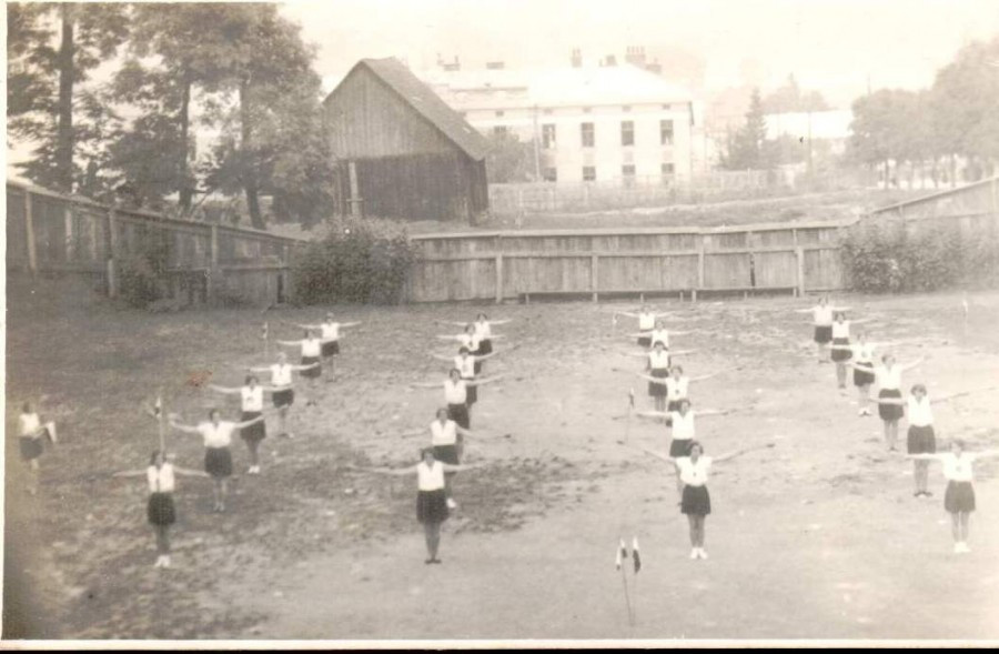 Niesamowita historia Torsanu. Zobacz archiwalne zdjęcia