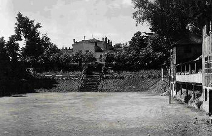 Niesamowita historia Torsanu. Zobacz archiwalne zdjęcia