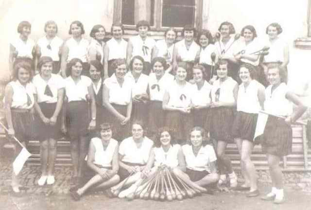 Niesamowita historia Torsanu. Zobacz archiwalne zdjęcia