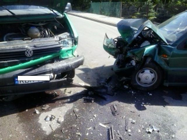 Wypadek na Białogórskiej. Ranna kobieta w szpitalu