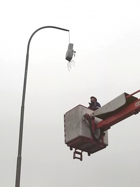 Wypadek na ul. Królowej Bony. Kobieta trafiła do szpitala