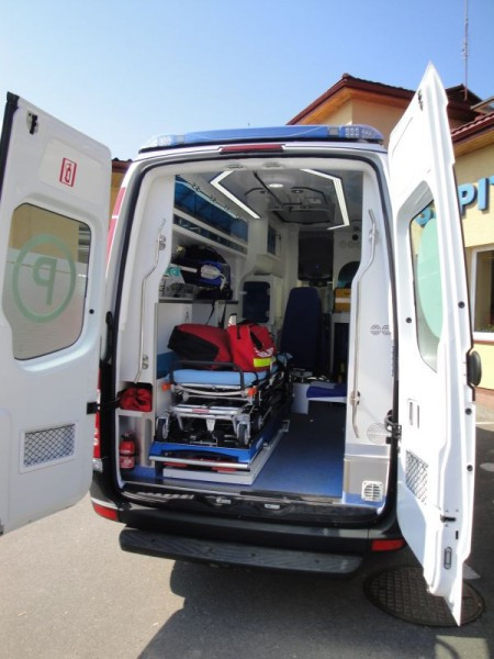 Nowoczesna karetka dla sanockiego szpitala