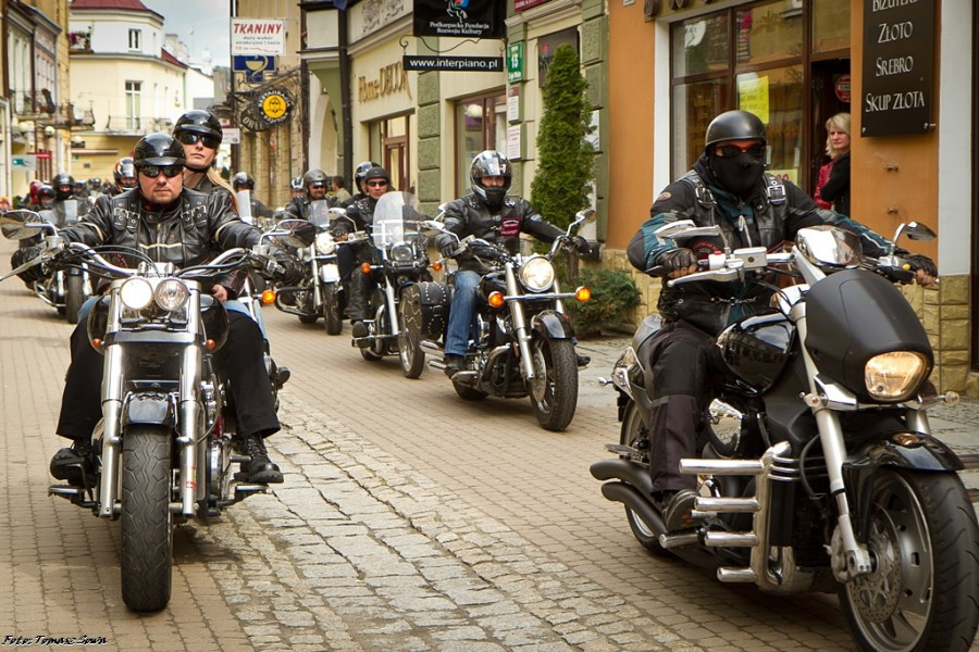 Motocykliści zachęcali do dzielenia się szpikiem