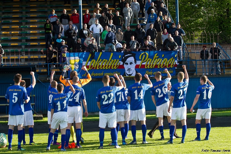 Stal wygrywa z Orlętami