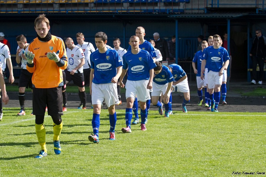 Stal wygrywa z Orlętami