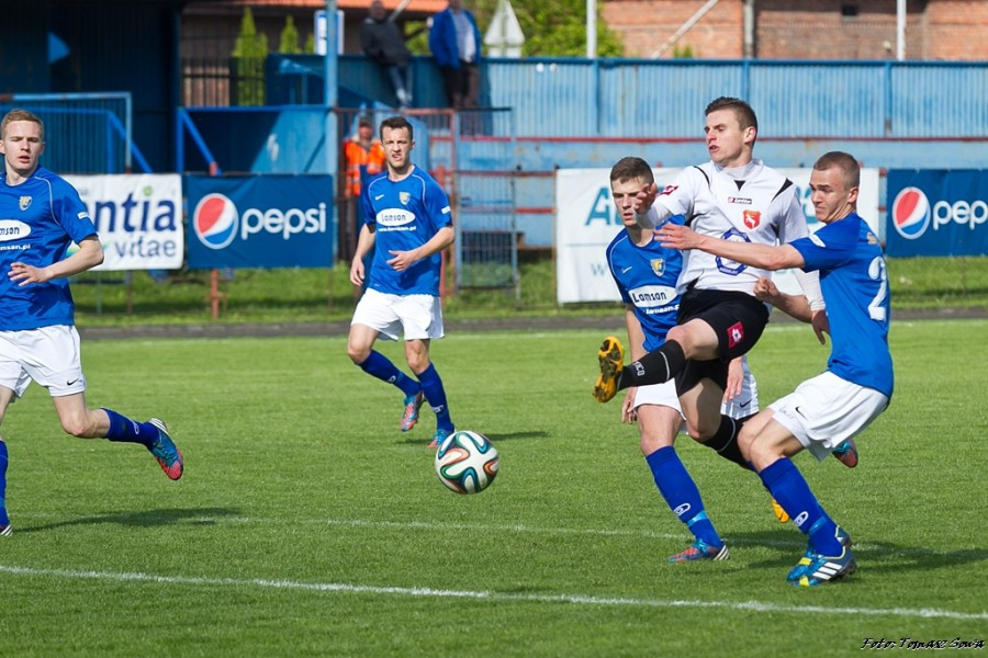 Stal wygrywa z Orlętami