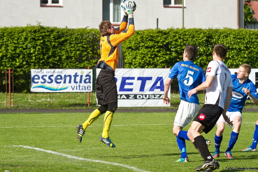 Stal wygrywa z Orlętami