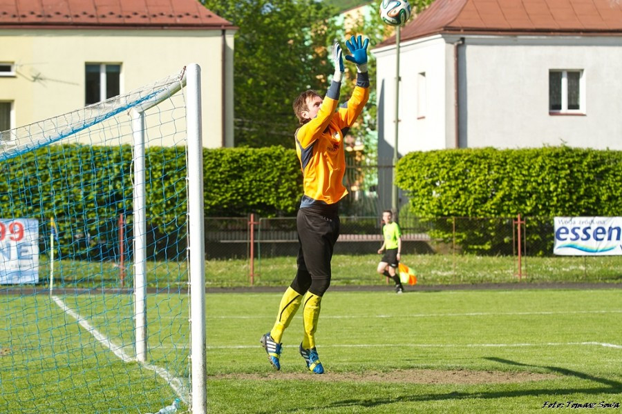 Stal wygrywa z Orlętami
