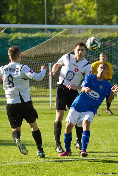 Stal wygrywa z Orlętami