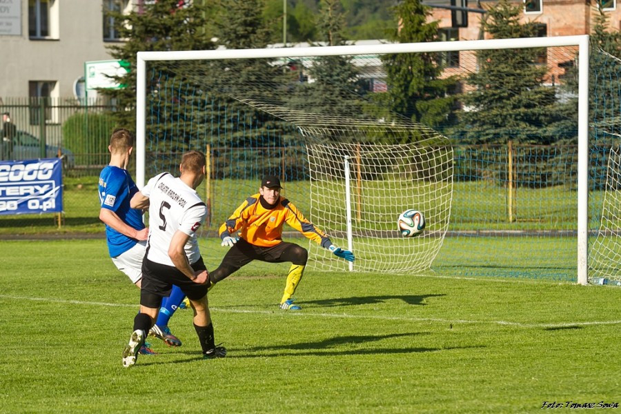 Stal wygrywa z Orlętami