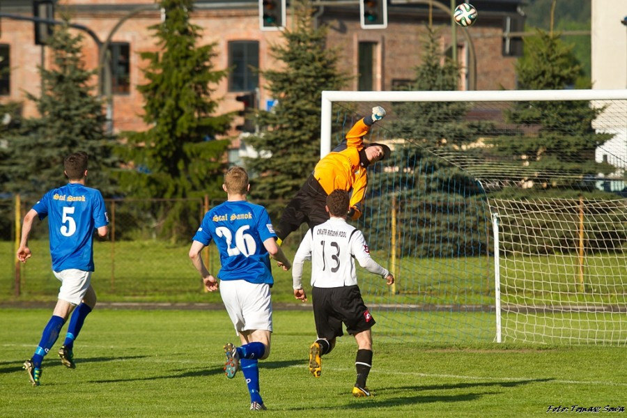 Stal wygrywa z Orlętami