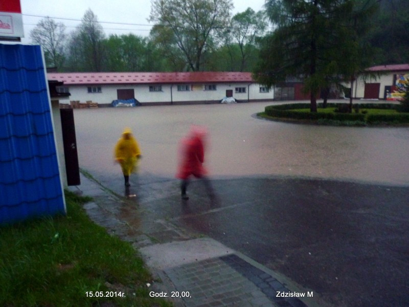 W Ustrzykach Dolnych jest powódź. Rzeki w powiecie sanockim przekroczyły poziom alarmowy