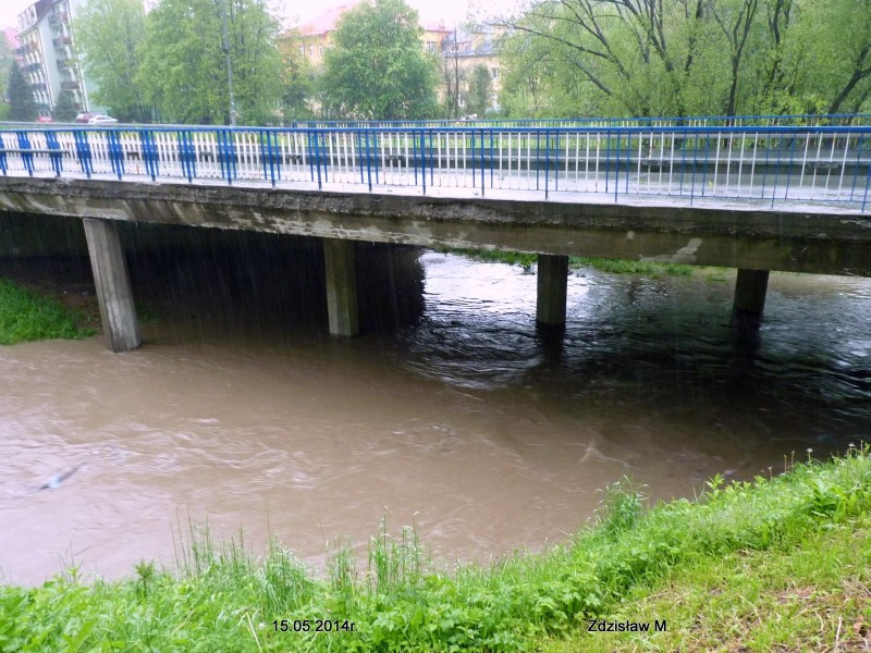 W Ustrzykach Dolnych jest powódź. Rzeki w powiecie sanockim przekroczyły poziom alarmowy