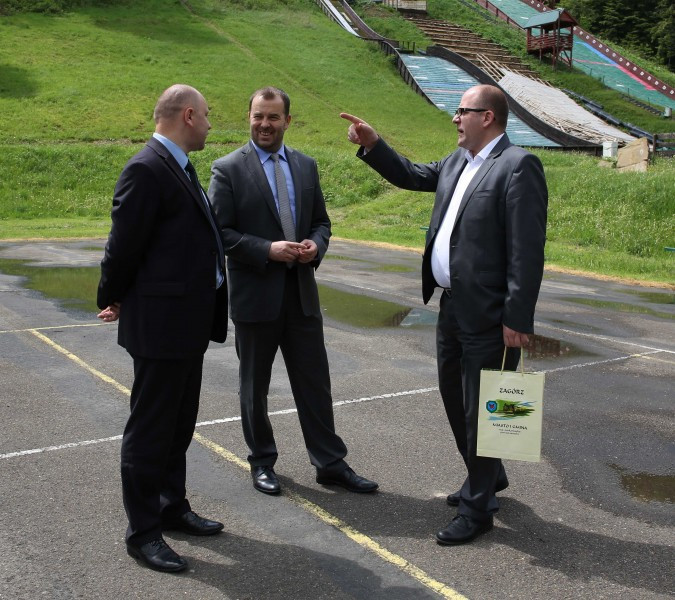 Wiceminister pod wrażeniem bazy sportowej