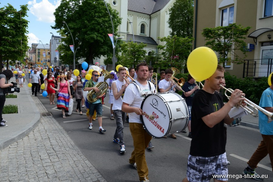 Miasto w rękach studentów. Zobacz barwny korowód, który przeszedł ulicami miasta