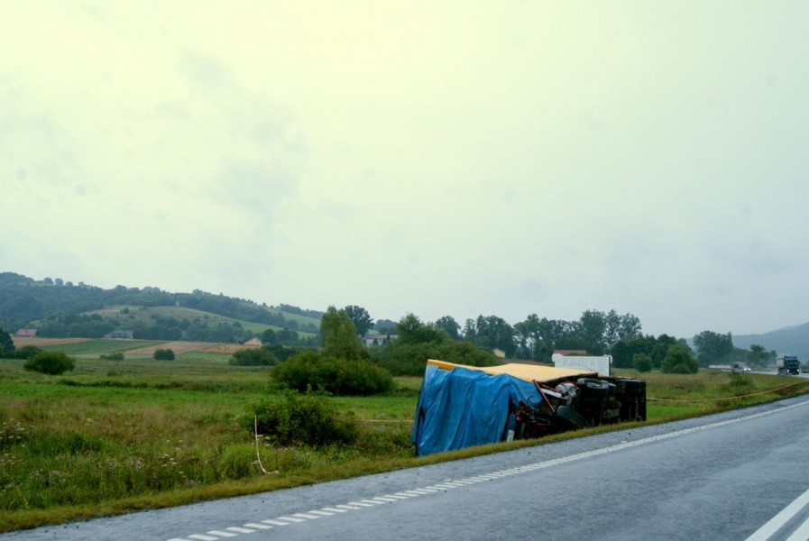 Uwaga kierowcy. Utrudnienia na trasie Sanok-Rzeszów