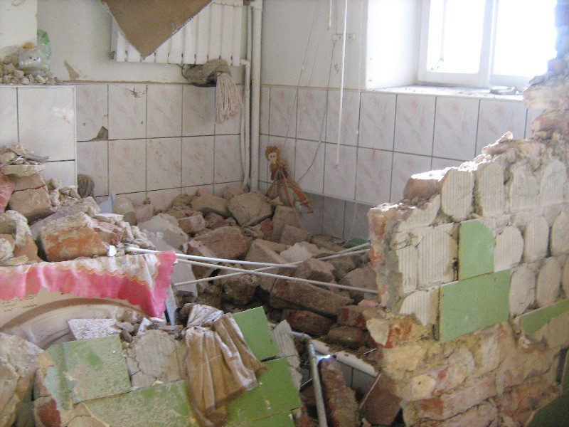 Wybuch gazu w Zagórzu. Dziś decyzja, czy mieszkańcy mogą wrócić do mieszkań