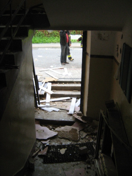 Wybuch gazu w Zagórzu. Dziś decyzja, czy mieszkańcy mogą wrócić do mieszkań