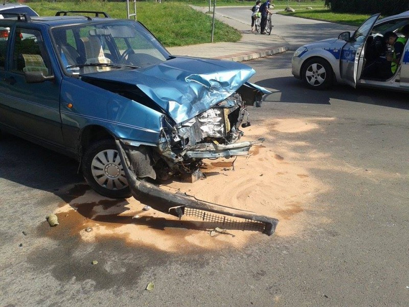 Groźny wypadek na Białogórskiej. Jedna osoba trafiła do szpitala