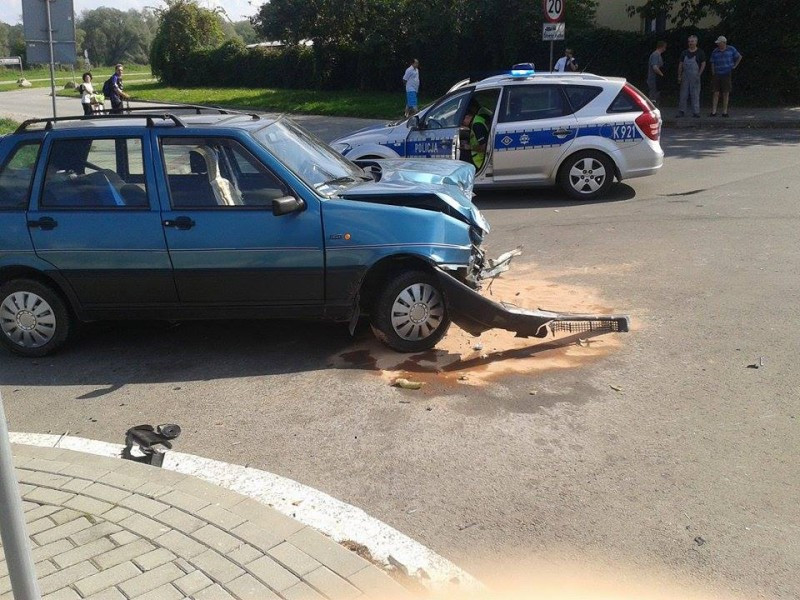 Groźny wypadek na Białogórskiej. Jedna osoba trafiła do szpitala