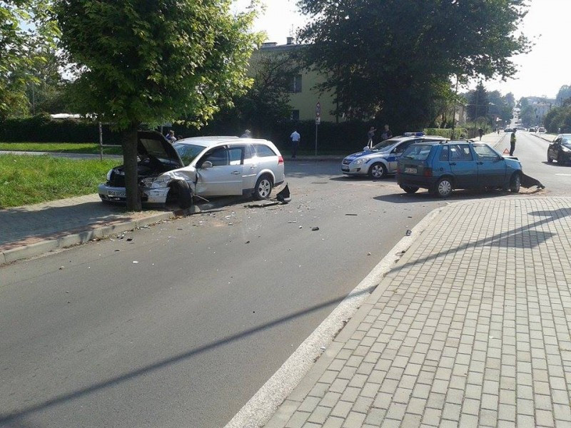 Groźny wypadek na Białogórskiej. Jedna osoba trafiła do szpitala