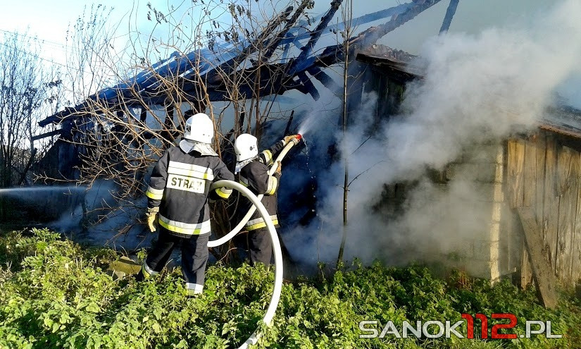 Pożar budynku gospodarczego w Jaćmierzu