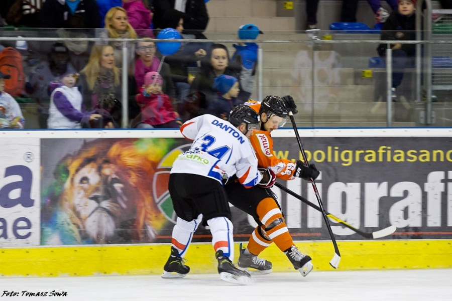 Ciarko lepszy od lidera