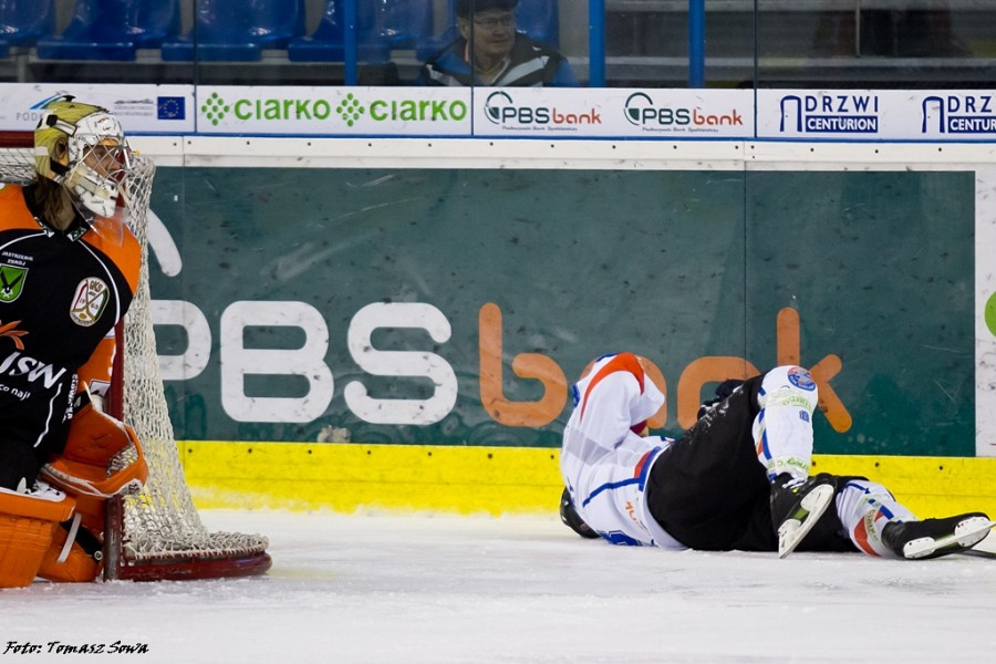 Ciarko lepszy od lidera