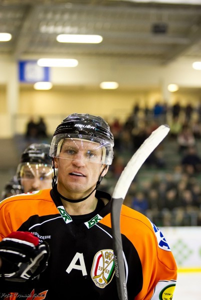 Ciarko lepszy od lidera