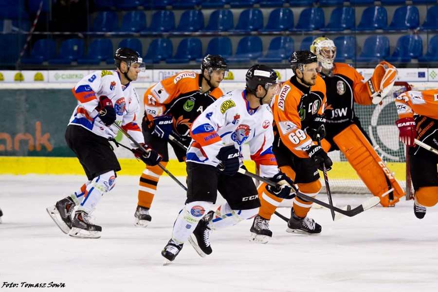 Ciarko lepszy od lidera