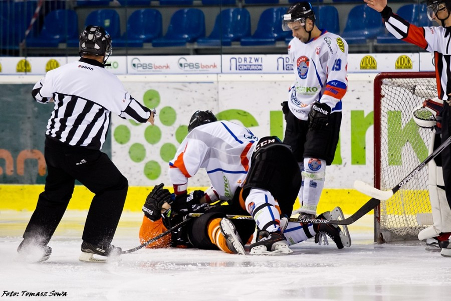 Ciarko lepszy od lidera