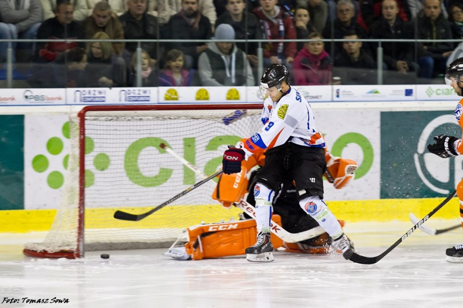 Ciarko lepszy od lidera