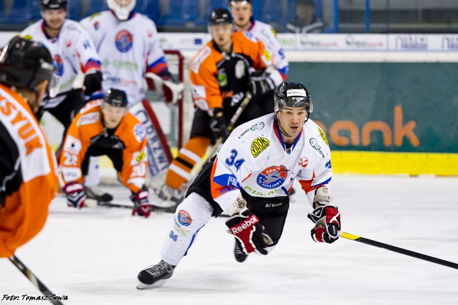 Ciarko lepszy od lidera