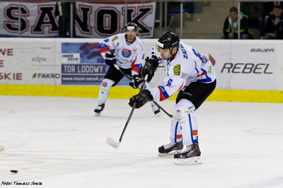 Ciarko lepszy od lidera