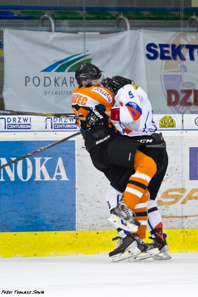 Ciarko lepszy od lidera