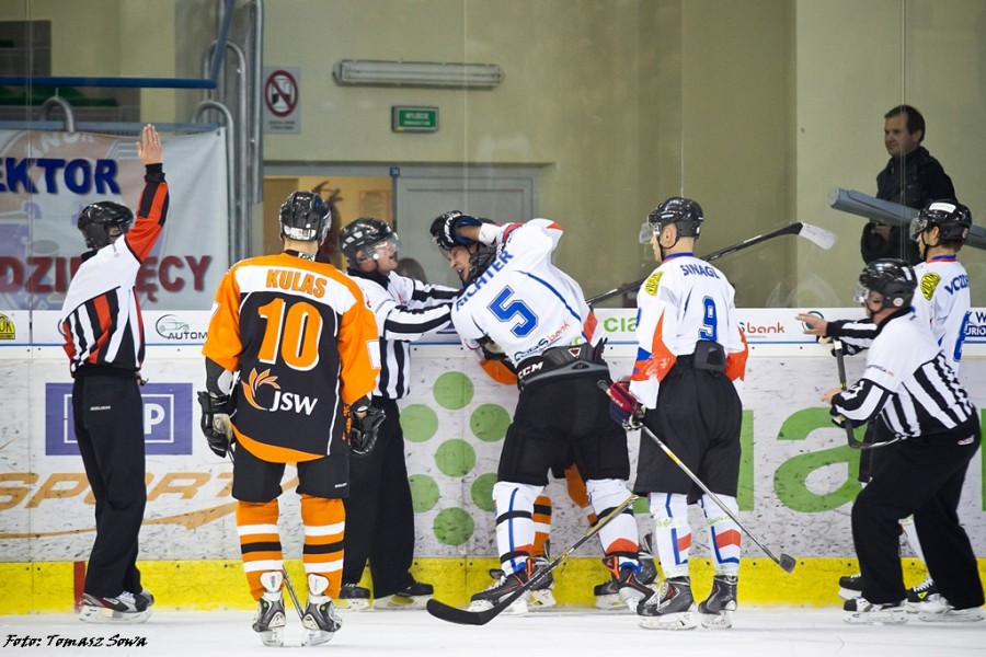 Ciarko lepszy od lidera