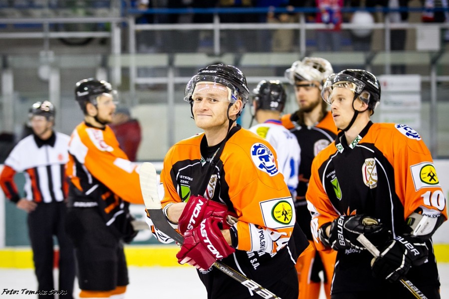 Ciarko lepszy od lidera