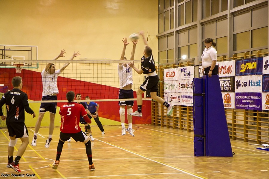 Dreszczowiec w Sanoku! Siatkarze TSV wygrywają rzutem na taśmę