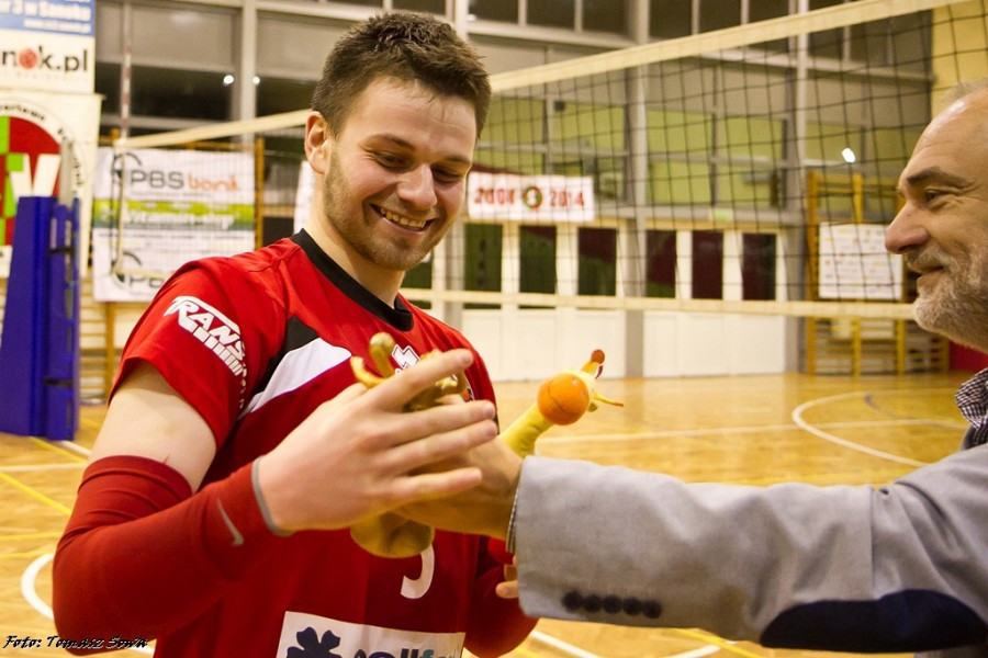 Zwycięstwo za trzy punkty na Święta.  TSV Sanok ? MCKiS Jaworzno 3:1!