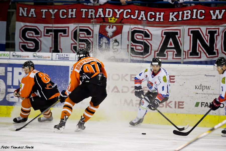 Jastrzębie wygrywa po rzutach karnych