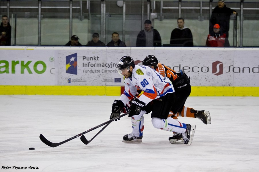 Jastrzębie wygrywa po rzutach karnych