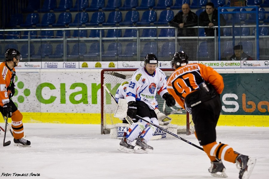 Jastrzębie wygrywa po rzutach karnych