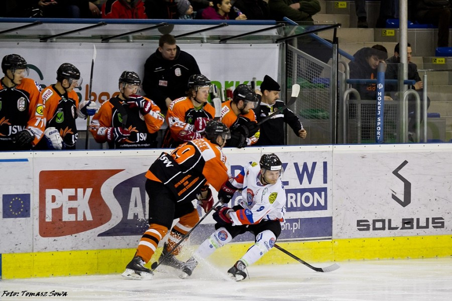 Jastrzębie wygrywa po rzutach karnych
