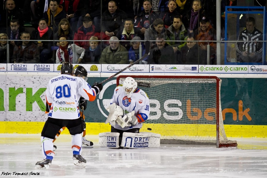 Jastrzębie wygrywa po rzutach karnych
