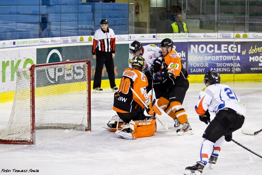 Jastrzębie wygrywa po rzutach karnych