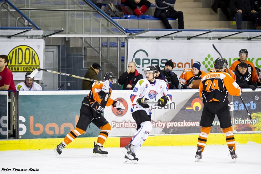 Jastrzębie wygrywa po rzutach karnych