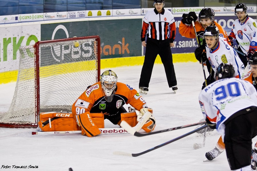 Jastrzębie wygrywa po rzutach karnych