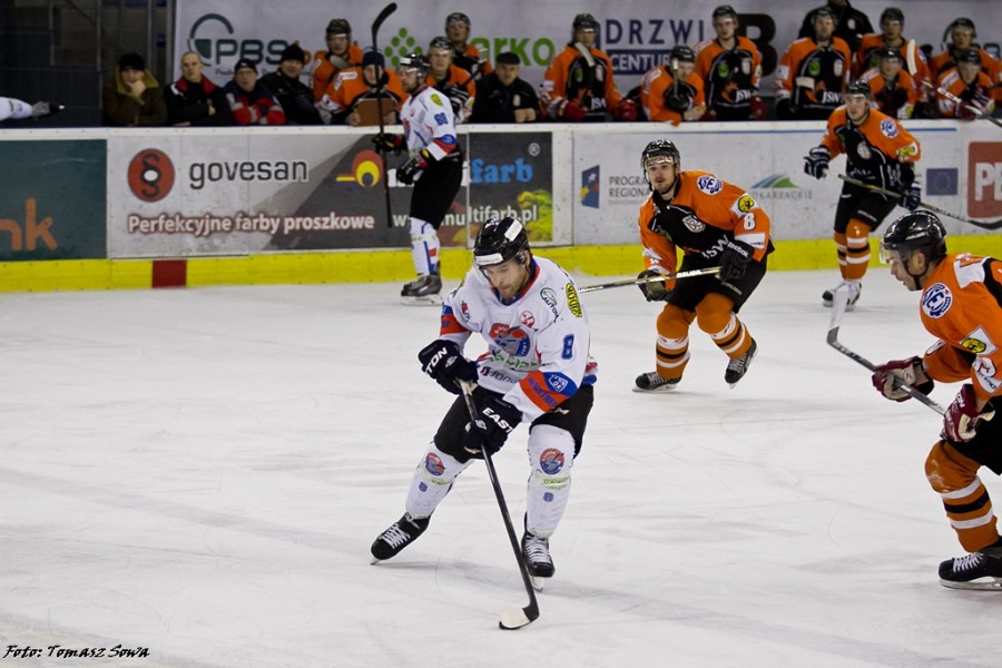 Jastrzębie wygrywa po rzutach karnych