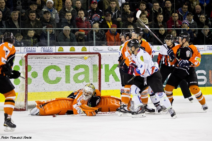 Jastrzębie wygrywa po rzutach karnych