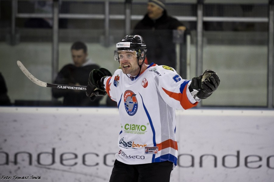 Jastrzębie wygrywa po rzutach karnych